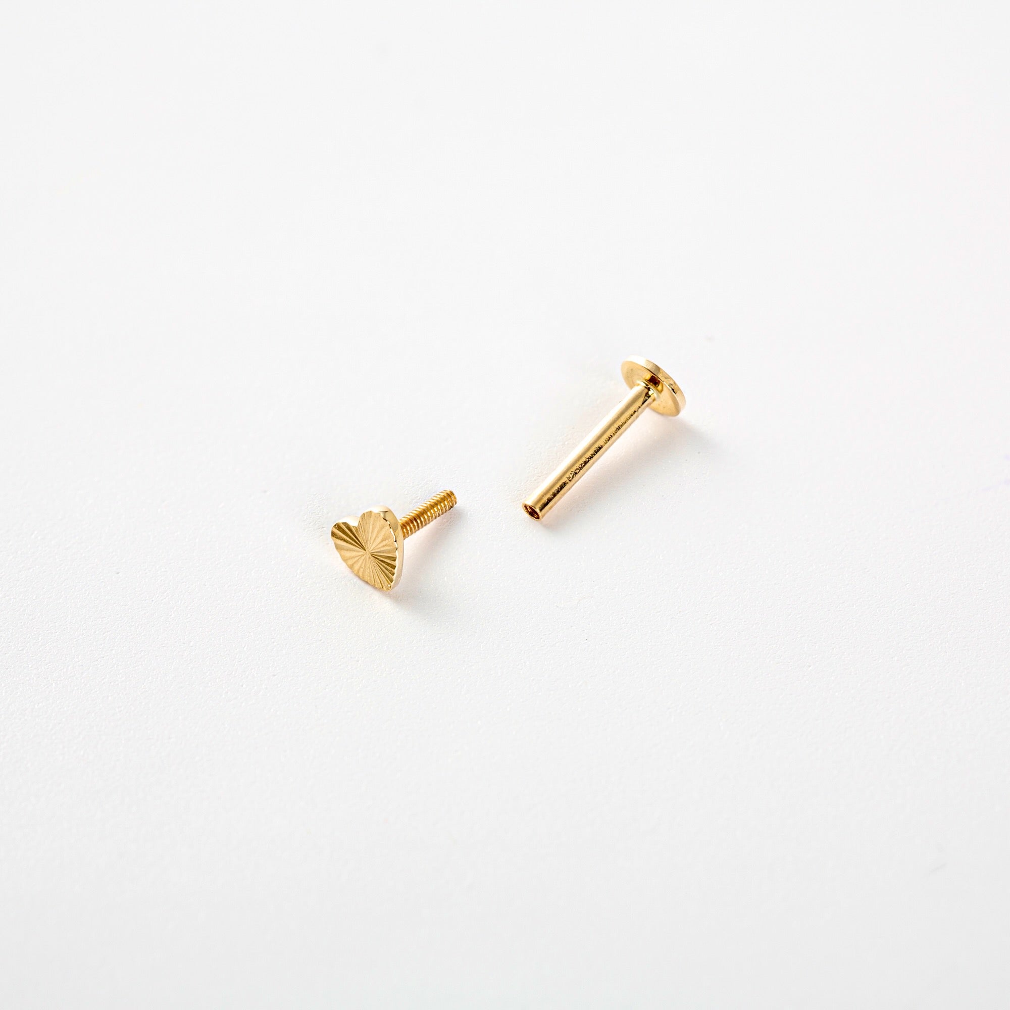 14ct Solid Gold Sunburst Heart Stud Earrings