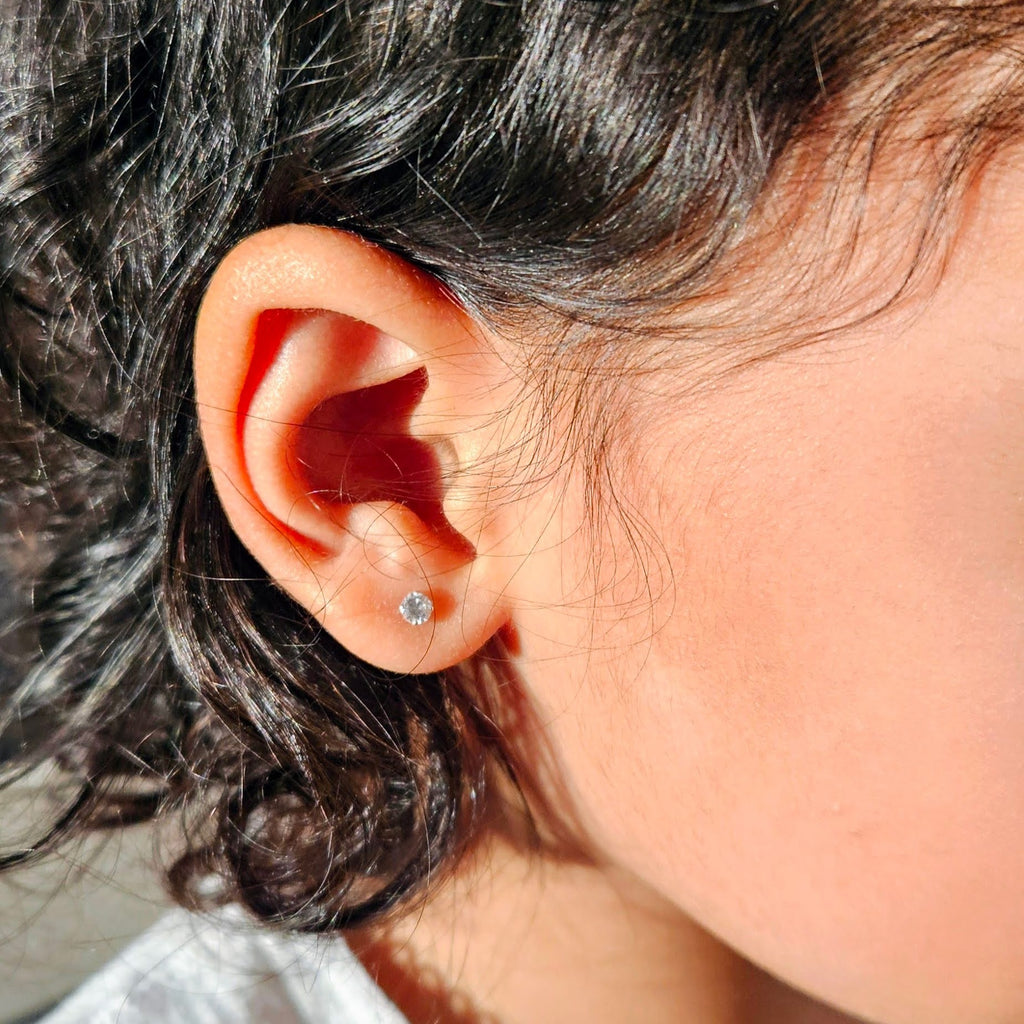 14k Solid Gold Round Diamond Stud Earrings - White Gold